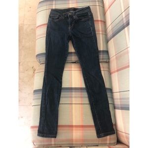 Joe’s Jeans mid rise skinny ankle 24